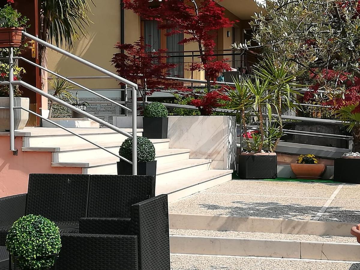 Hotel Virginia Garde