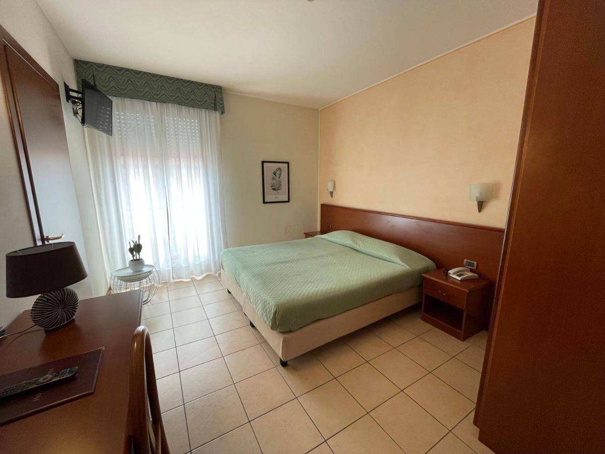 Hotel Virginia 2*