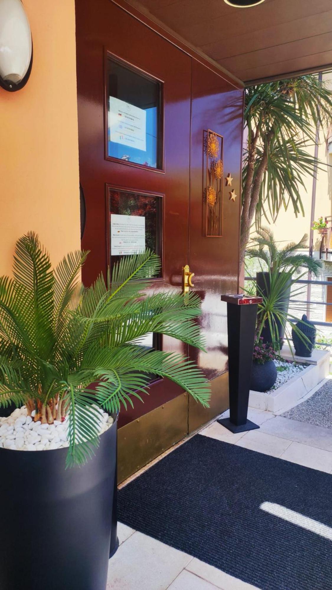 Virginia Hotel